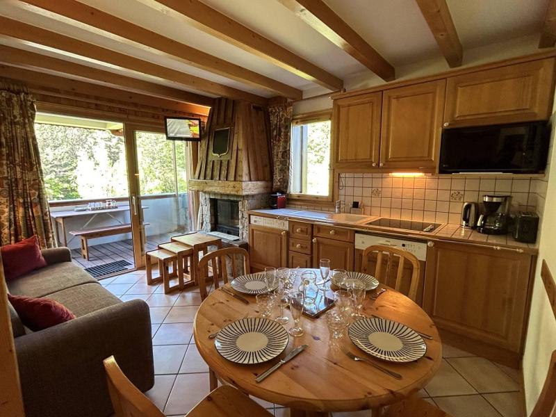 Rent in ski resort 3 room apartment 4 people (009) - Résidence Alpages C - Méribel-Mottaret - Living room