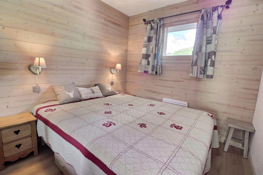 Alquiler al esquí Apartamento cabina 2 piezas para 5 personas (C06) - Résidence Alpinéa - Méribel-Mottaret - Habitación