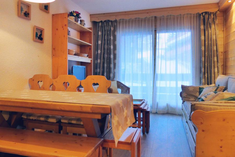 Alquiler al esquí Apartamento cabina 2 piezas para 6 personas (C05) - Résidence Alpinéa - Méribel-Mottaret - Estancia