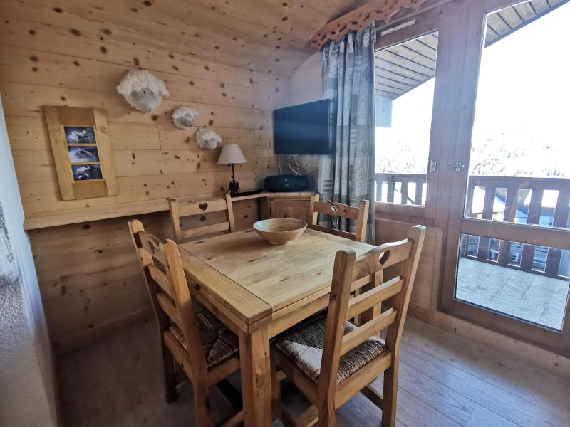 Ski verhuur Appartement 2 kamers 5 personen (080) - Résidence Arpasson - Méribel-Mottaret - Woonkamer