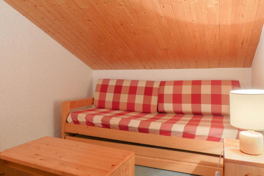 Location au ski Appartement duplex 3 pièces 7 personnes (007) - Résidence Asphodèles - Méribel-Mottaret