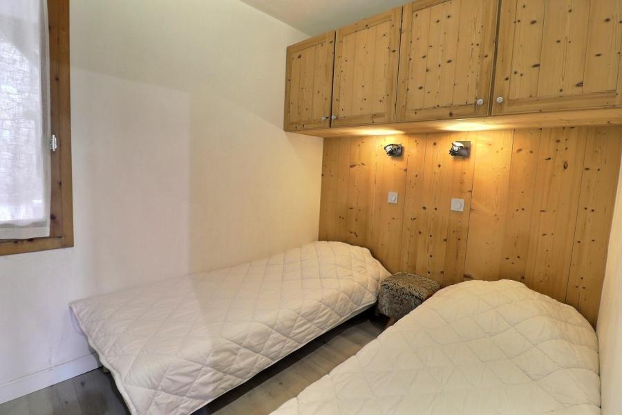 Rent in ski resort 2 room apartment 4 people (A05) - Résidence Creux de l'Ours Rouge - Méribel-Mottaret