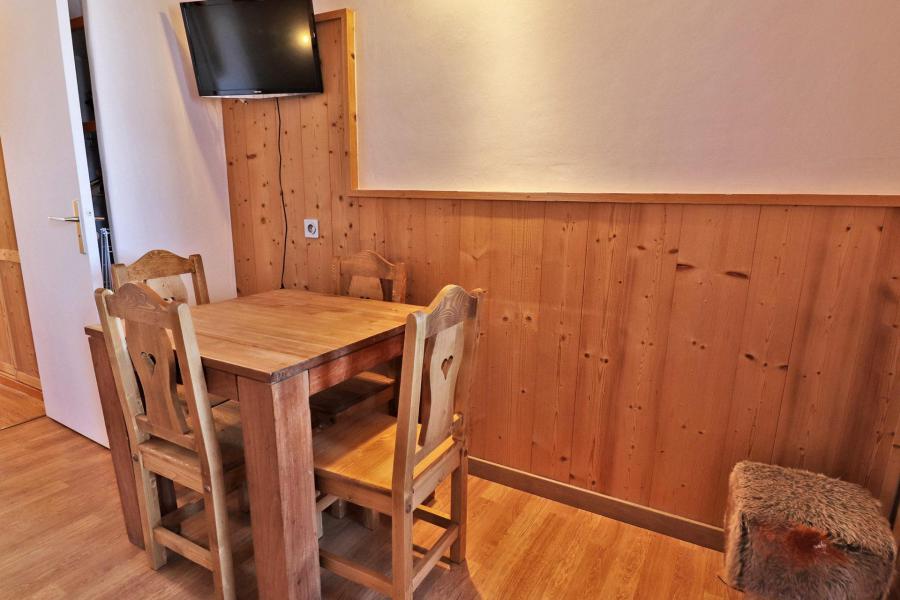 Location au ski Appartement 2 pièces 4 personnes (A19) - Résidence Creux de l'Ours Rouge - Méribel-Mottaret - Séjour