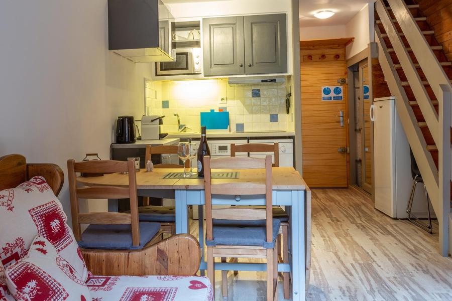 Alquiler al esquí Apartamento dúplex 3 piezas 6 personas (E01) - Résidence l'Alpinéa - Méribel-Mottaret - Estancia