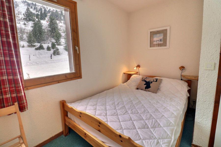 Rent in ski resort 2 room apartment sleeping corner 6 people (D8) - Résidence Lac Blanc - Méribel-Mottaret - Bedroom