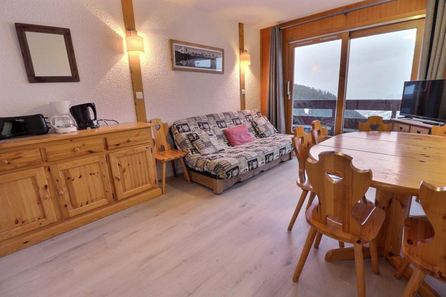 Rent in ski resort 3 room duplex apartment 6 people (F9) - Résidence Lac Blanc - Méribel-Mottaret