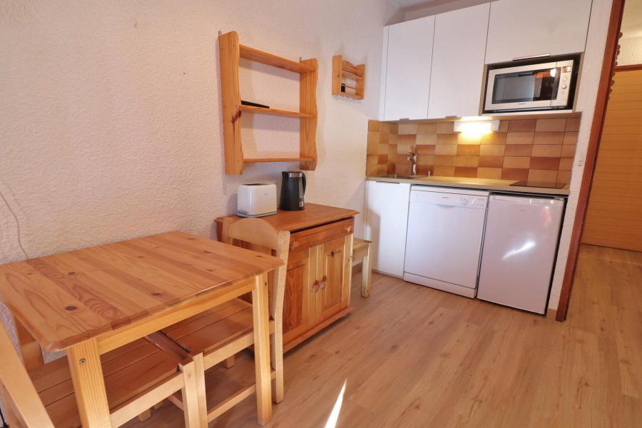 Alquiler al esquí Estudio para 3 personas (C6) - Résidence Lac Blanc - Méribel-Mottaret - Kitchenette