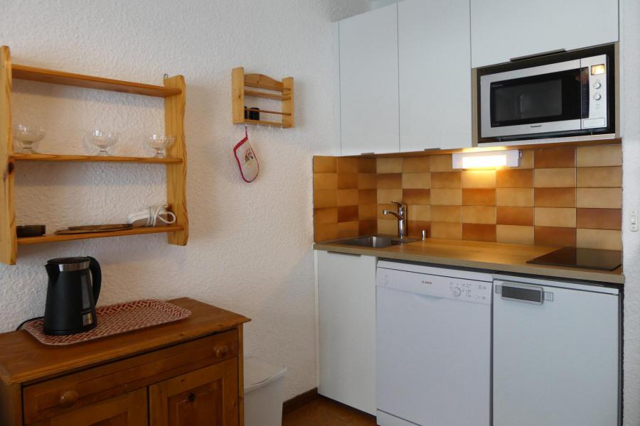 Alquiler al esquí Estudio para 3 personas (C6) - Résidence Lac Blanc - Méribel-Mottaret - Kitchenette