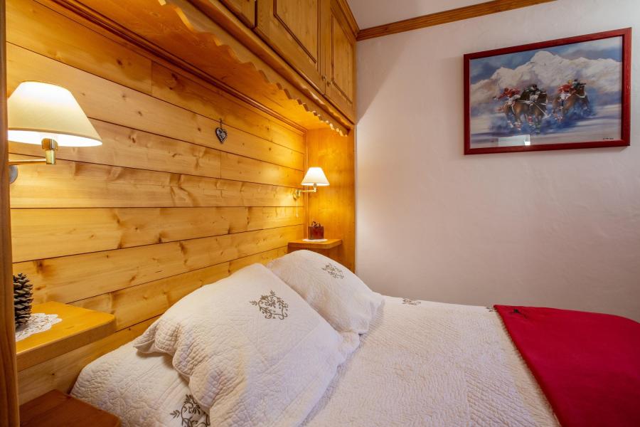 Location au ski Appartement 3 pièces 6 personnes (018) - Résidence Lama - Méribel-Mottaret - Lit double