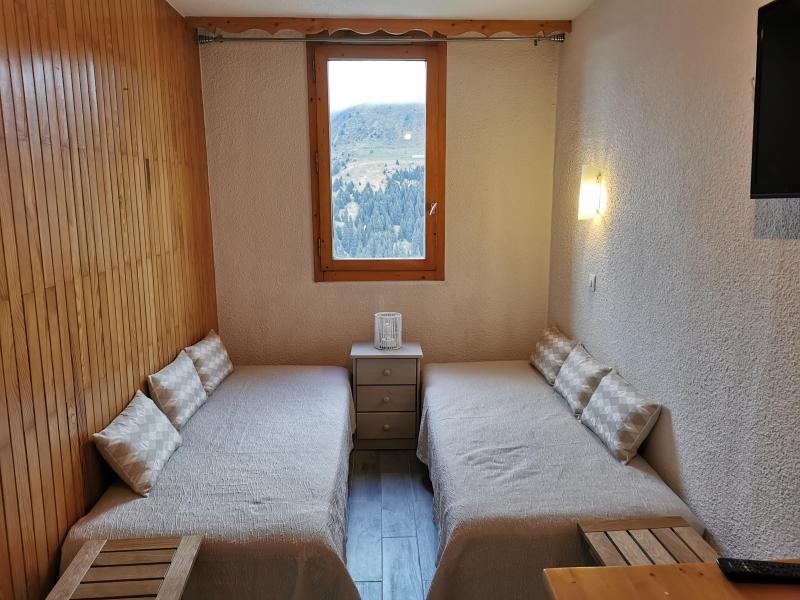 Rent in ski resort Studio 4 people (B04) - Résidence le Boulevard - Méribel-Mottaret - Cabin