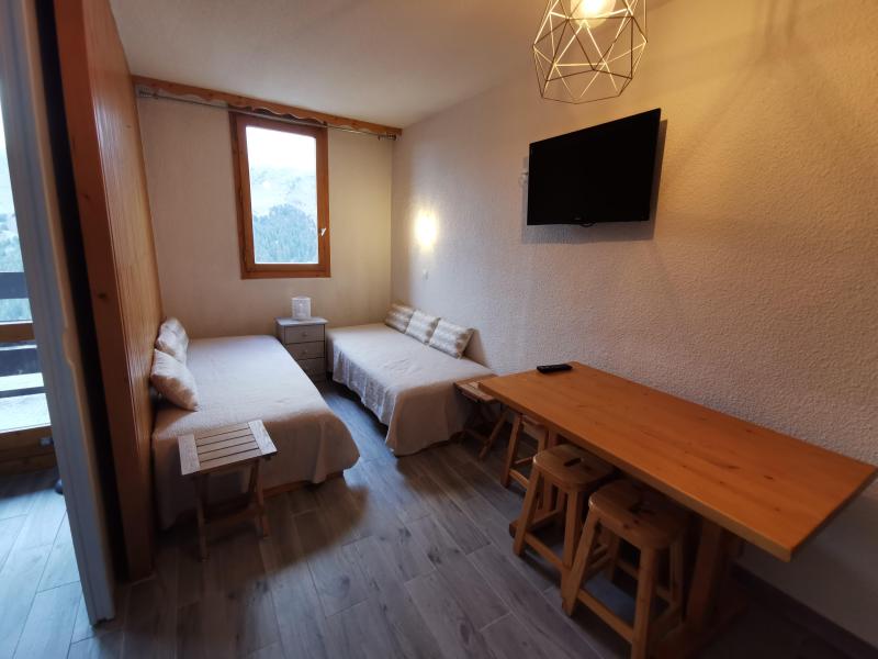 Ski verhuur Studio 4 personen (B04) - Résidence le Boulevard - Méribel-Mottaret - Woonkamer