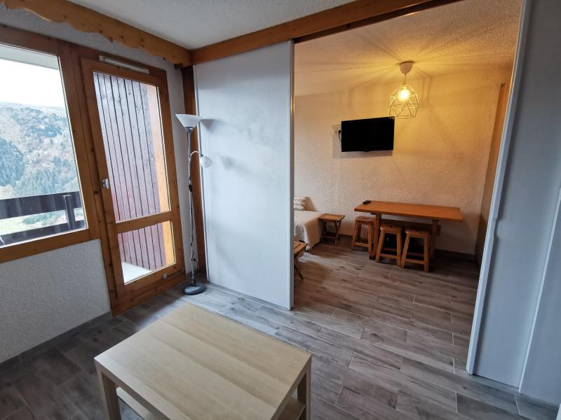 Ski verhuur Studio 4 personen (B04) - Résidence le Boulevard - Méribel-Mottaret - Woonkamer