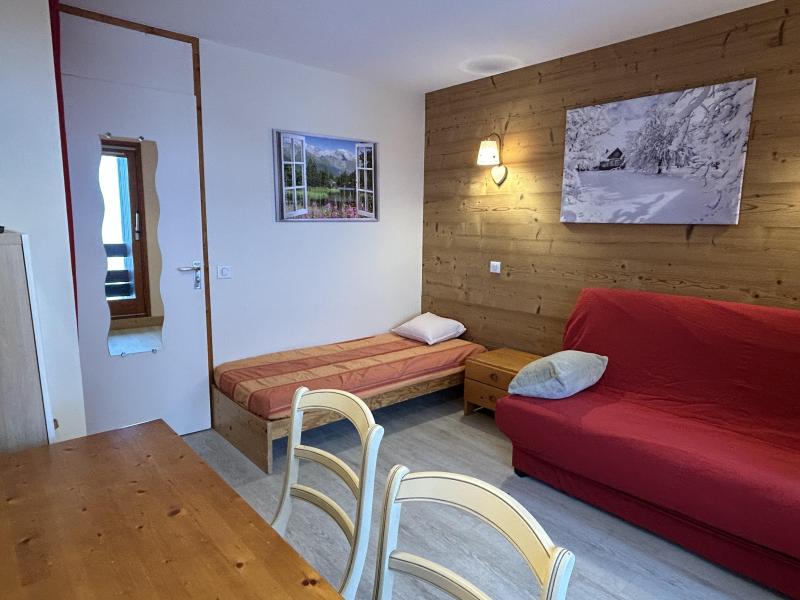 Rent in ski resort 2 room apartment 5 people (044) - Résidence le Creux de l'Ours D - Méribel-Mottaret