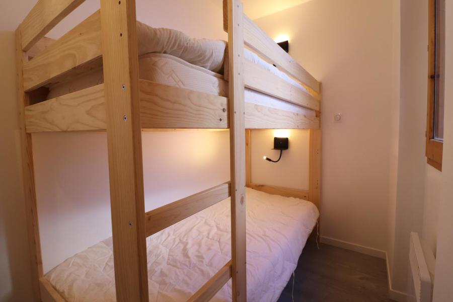 Rent in ski resort Studio sleeping corner 4 people (203) - Résidence le Pralin - Méribel-Mottaret - Bunk beds