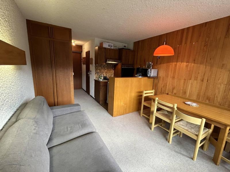 Ski verhuur Studio bergnis 4 personen (603) - Résidence le Ruitor - Méribel-Mottaret - Woonkamer