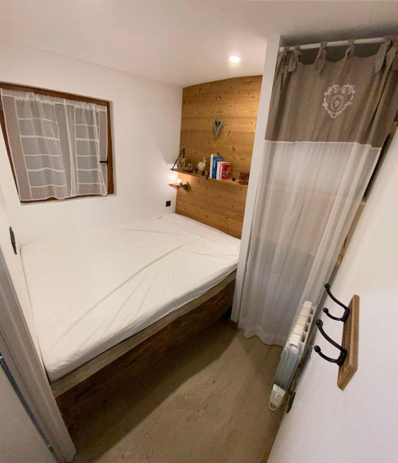 Rent in ski resort 2 room apartment sleeping corner 6 people (06) - Résidence les Erines - Méribel-Mottaret