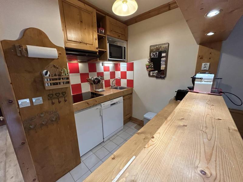 Rent in ski resort 2 room apartment cabin 6 people (B17) - Résidence les Erines - Méribel-Mottaret