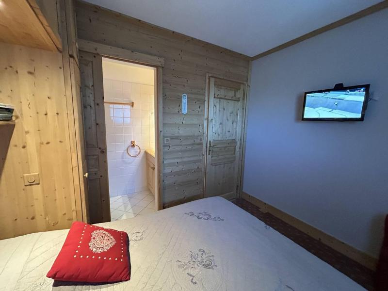 Rent in ski resort 2 room apartment cabin 6 people (B17) - Résidence les Erines - Méribel-Mottaret