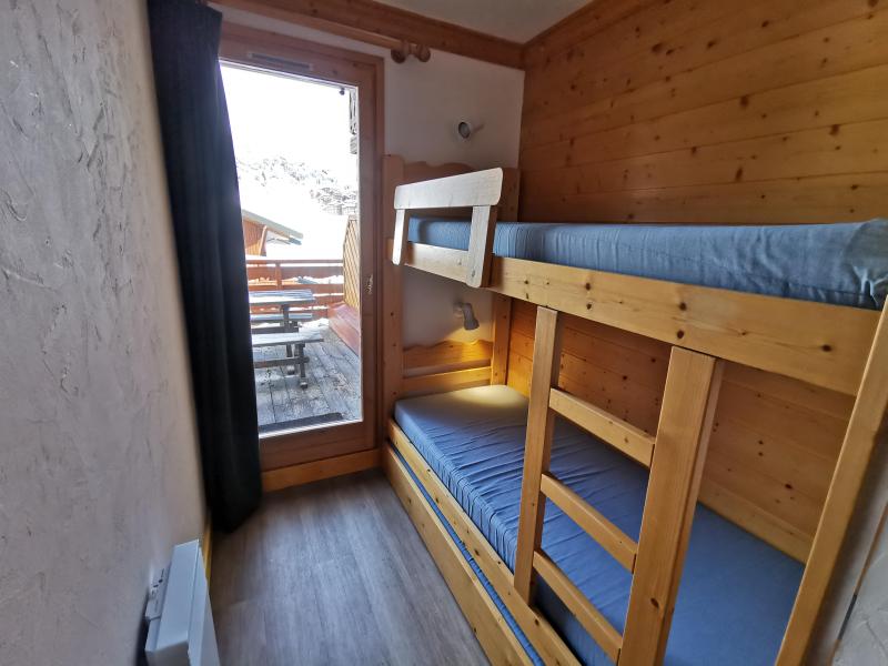 Skiverleih 3-Zimmer-Holzhütte für 6 Personen (002) - Résidence Moraine - Méribel-Mottaret - Offener Schlafbereich