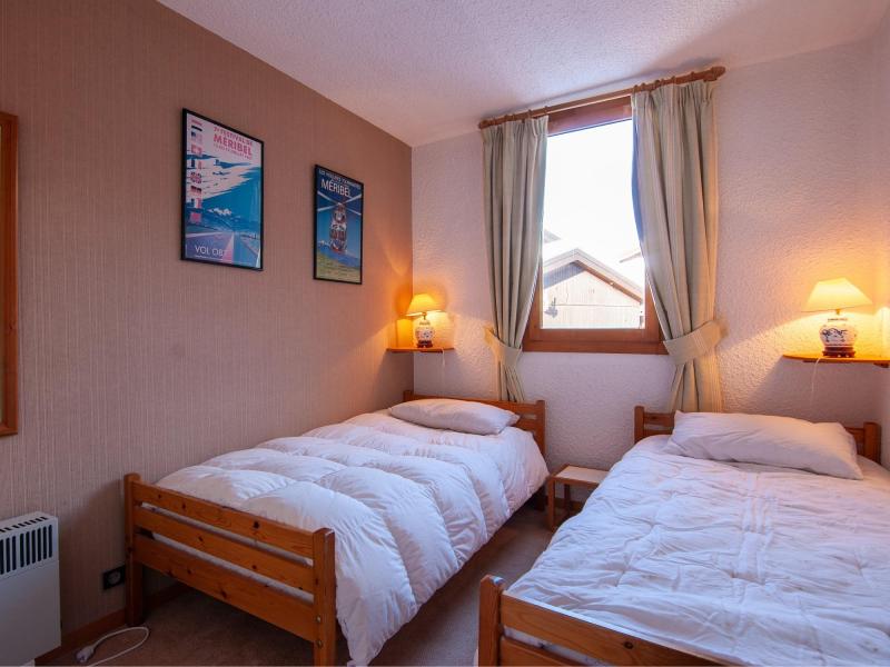 Skiverleih 3-Zimmer-Holzhütte für 6 Personen (009) - Résidence Nantchu - Méribel-Mottaret - Schlafzimmer