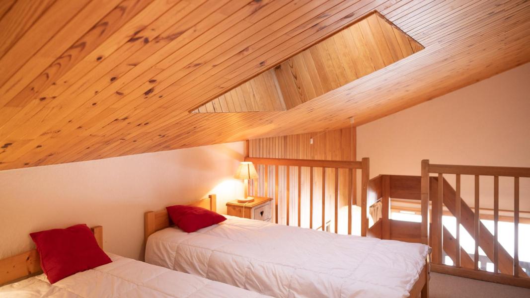 Аренда на лыжном курорте Апартаменты 3 комнат с мезонином 7 чел. (029) - Résidence Nantchu - Méribel-Mottaret