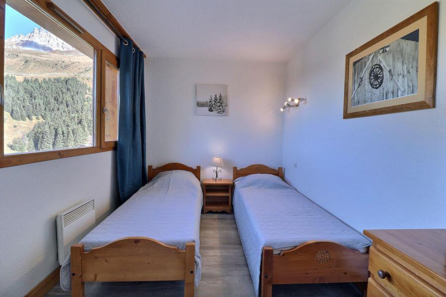 Rent in ski resort 2 room apartment 4 people (813) - Résidence Plein Soleil - Méribel-Mottaret - Apartment