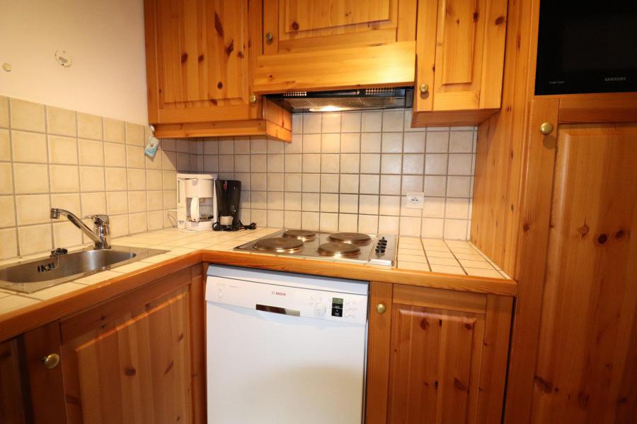 Rent in ski resort 2 room apartment 5 people (608) - Résidence Plein Soleil - Méribel-Mottaret - Kitchen