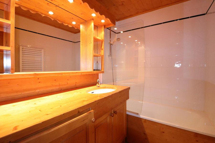 Location au ski Appartement 2 pièces 4 personnes (1214) - Résidence Plein Soleil - Méribel-Mottaret - Salle de bain