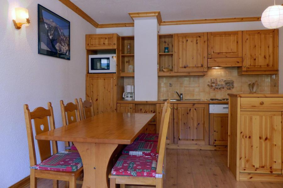 Location au ski Appartement 2 pièces 5 personnes (510) - Résidence Plein Soleil - Méribel-Mottaret - Séjour