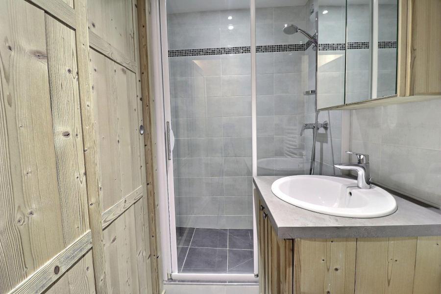 Rent in ski resort 2 room apartment 4 people (036) - Résidence Provères - Méribel-Mottaret - Shower room