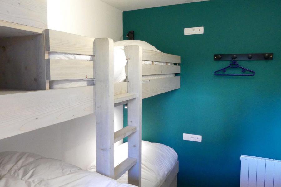 Skiverleih 3-Zimmer-Appartment für 7 Personen (011) - Résidence Provères - Méribel-Mottaret - Schlafzimmer