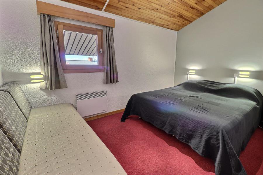 Rent in ski resort 3 room mezzanine apartment 7 people (29) - Résidence Saulire - Méribel-Mottaret - Bedroom