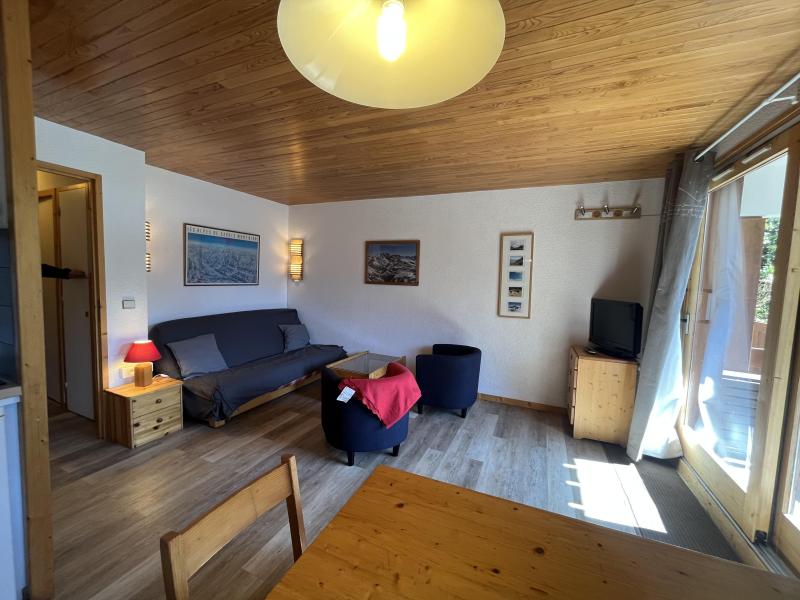 Ski verhuur Appartement 3 kabine kamers 6 personen (008) - Résidence Sérac - Méribel-Mottaret - Woonkamer