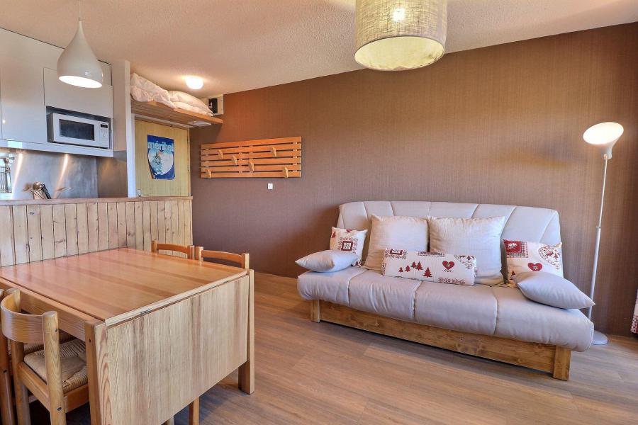 Ski verhuur Appartement 2 kamers 4 personen (012) - Résidence Vanoise - Méribel-Mottaret - Woonkamer