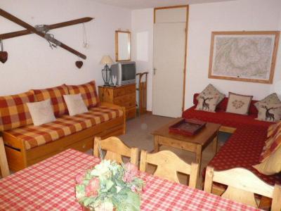 Rent in ski resort 2 room apartment 4 people (2) - La Résidence Candide - Méribel-Mottaret - Living room