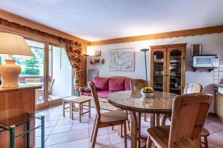 Rent in ski resort 2 room apartment cabin 6 people (004) - Résidence Alpages A - Méribel-Mottaret - Apartment