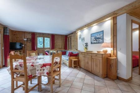 Rent in ski resort 4 room apartment cabin 8 people (002) - Résidence Alpages D - Méribel-Mottaret