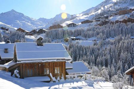 Rent in ski resort Résidence Alpages du Mottaret B - Méribel-Mottaret - Winter outside