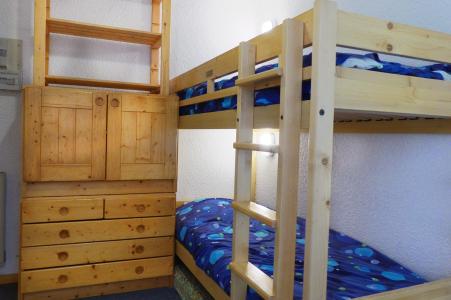 Rent in ski resort 2 room apartment 4 people (B10) - Résidence Alpinéa - Méribel-Mottaret - Bunk beds
