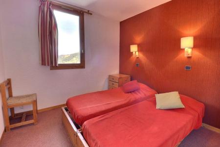 Rent in ski resort 3 room mezzanine apartment 8 people (81) - Résidence Arpasson II - Méribel-Mottaret