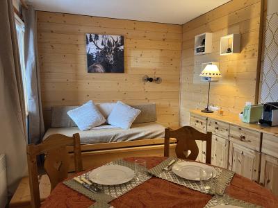 Аренда на лыжном курорте Квартира студия для 4 чел. (012) - Résidence Arpasson - Méribel-Mottaret - апартаменты