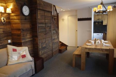 Ski verhuur Appartement 2 kamers mezzanine 4 personen (031) - Résidence Cembros - Méribel-Mottaret - Woonkamer