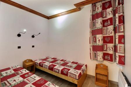 Rent in ski resort 2 room apartment 5 people (C27) - Résidence Creux de l'Ours Bleu - Méribel-Mottaret - Bedroom