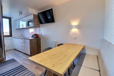 Ski verhuur Appartement 2 kamers 4 personen (084) - Résidence Creux de l'Ours Bleu - Méribel-Mottaret - Woonkamer