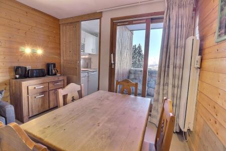Rent in ski resort 2 room apartment 4 people (A16) - Résidence Creux de l'Ours Rouge - Méribel-Mottaret