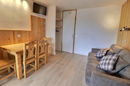 Rent in ski resort 2 room apartment 4 people (A05) - Résidence Creux de l'Ours Rouge - Méribel-Mottaret