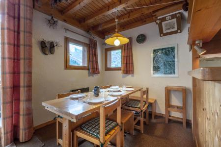 Rent in ski resort 3 room apartment cabin 9 people (003) - Résidence Gaillard - Méribel-Mottaret - Living room