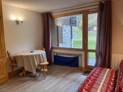Аренда на лыжном курорте Квартира студия кабина для 4 чел. (001) - Résidence Gébroulaz - Méribel-Mottaret - апартаменты