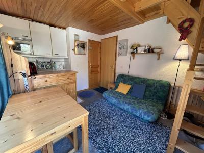 Wynajem na narty Apartament duplex 2 pokojowy 4 osób - Résidence Lama - Méribel-Mottaret - Pokój gościnny