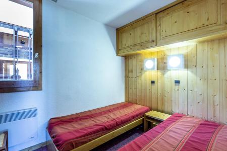 Skiverleih 2-Zimmer-Appartment für 5 Personen (31) - Résidence le Creux de l'Ours A - Méribel-Mottaret - Schlafzimmer